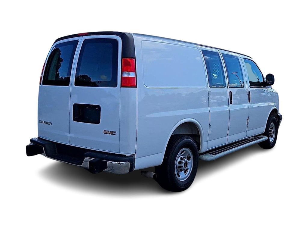 Thumbnail: 2025 GMC Savana - 21