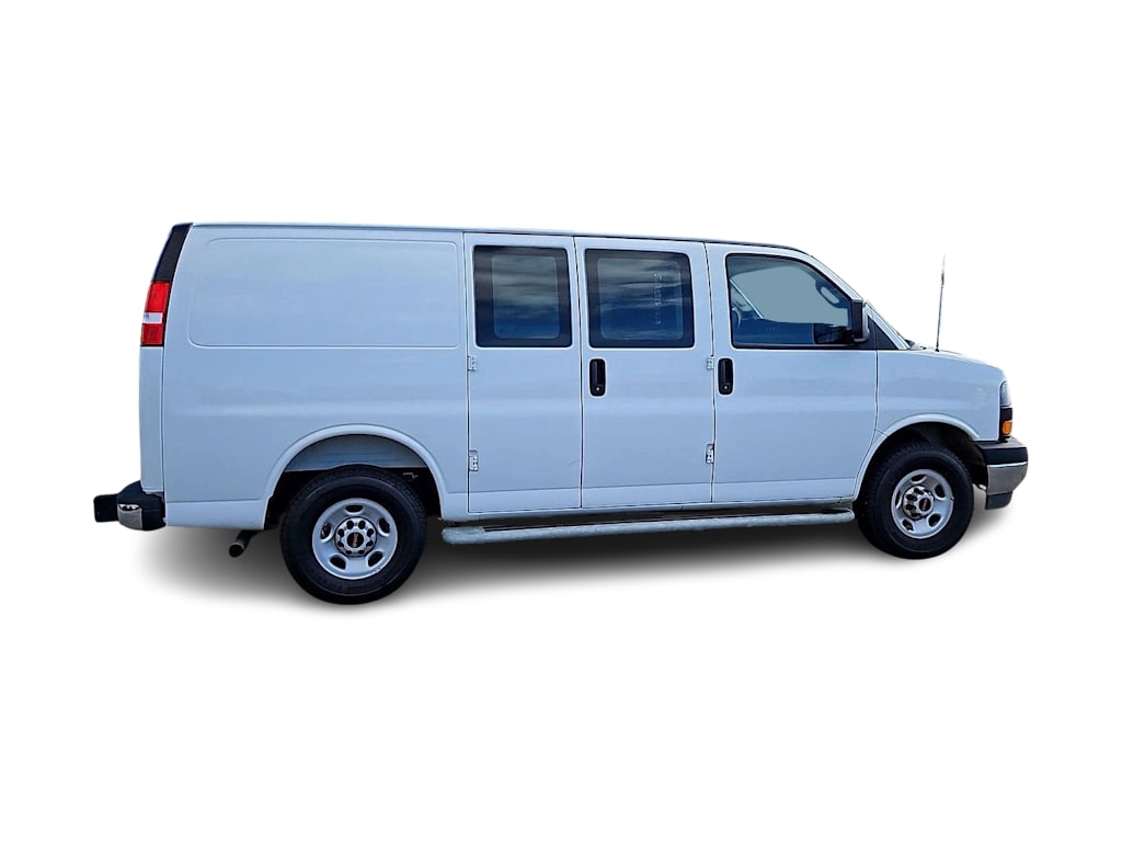 Thumbnail: 2025 GMC Savana - 22