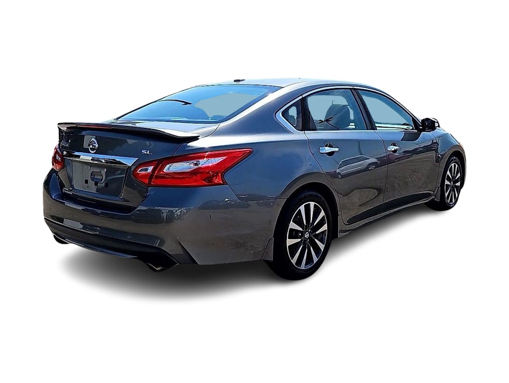 Thumbnail: 2016 Nissan Altima - 23