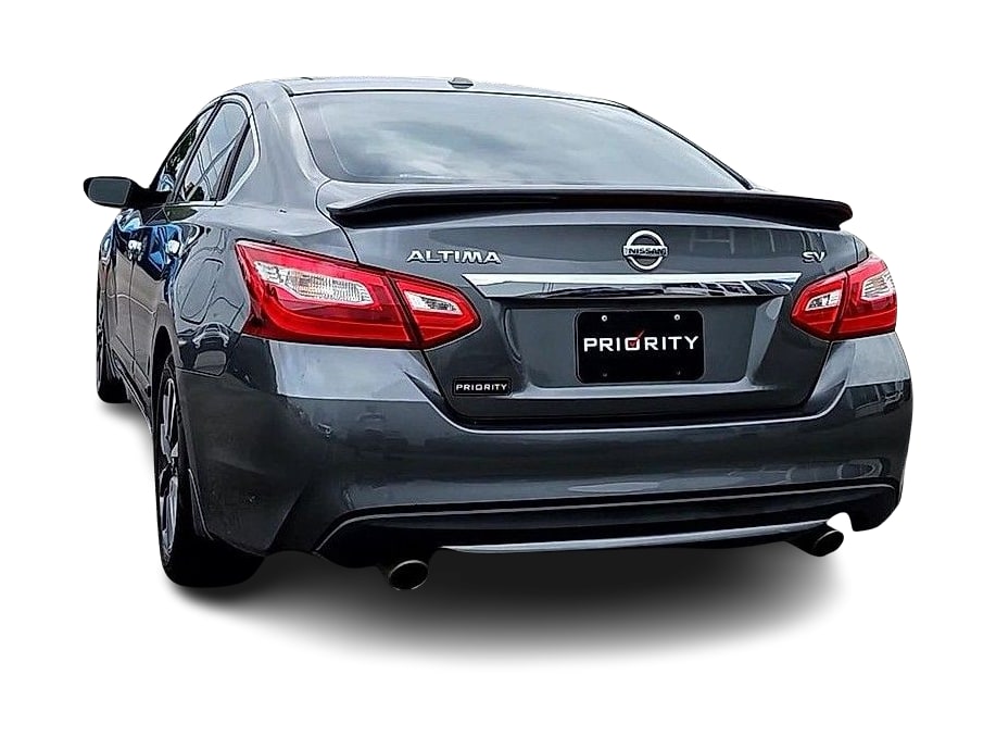 Thumbnail: 2017 Nissan Altima - 22