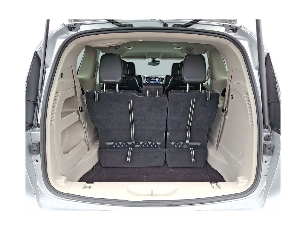 Thumbnail: 2023 Chrysler Pacifica - 14