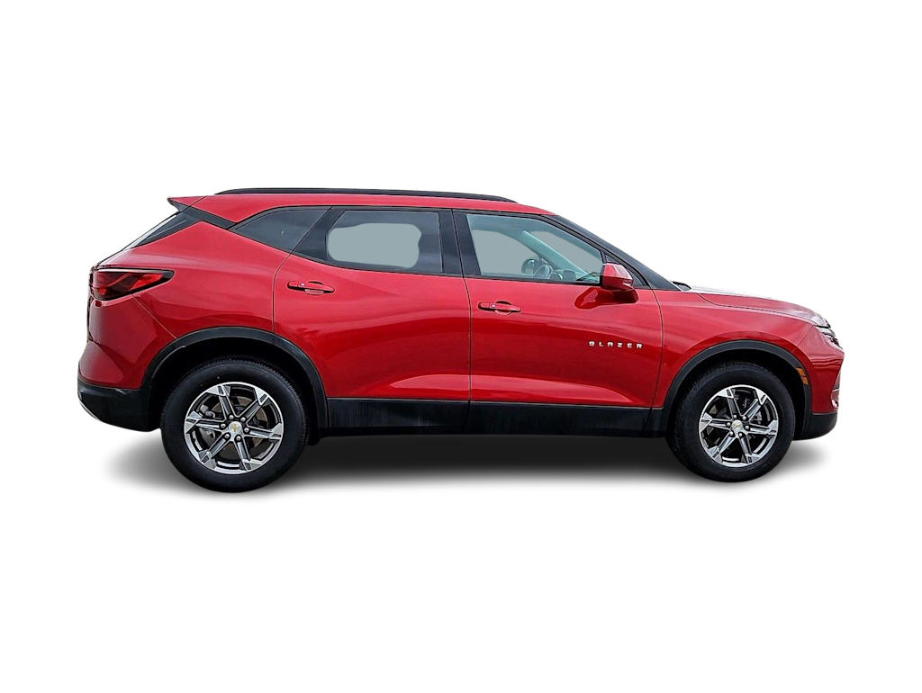 Thumbnail: 2023 Chevrolet Blazer - 24
