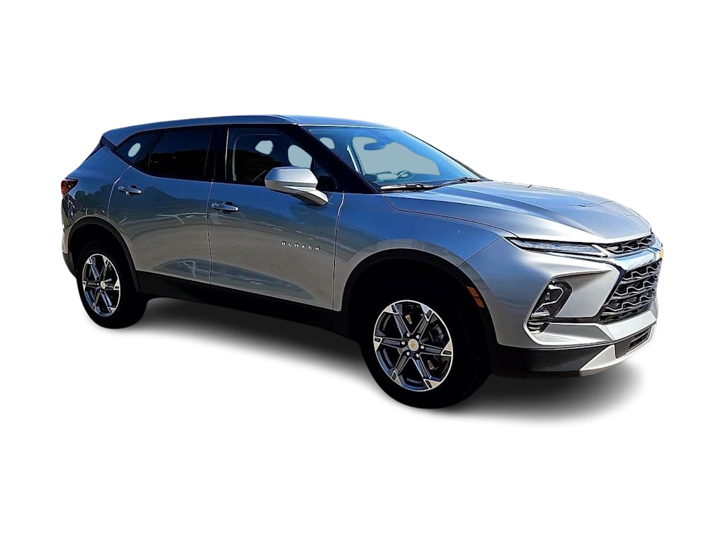 Thumbnail: 2025 Chevrolet Blazer - 21