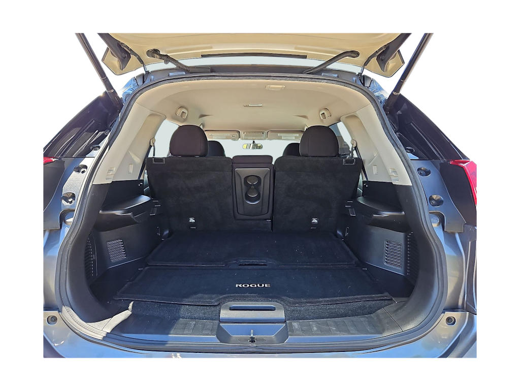 Thumbnail: 2018 Nissan Rogue - 17