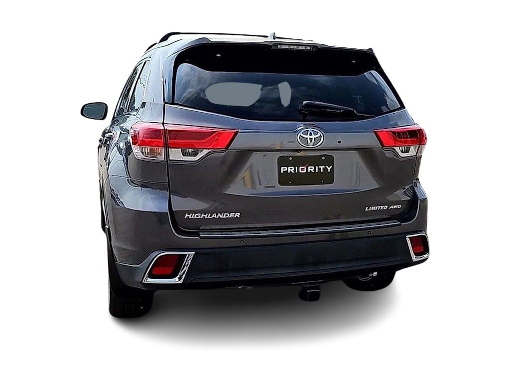 Thumbnail: 2019 Toyota Highlander - 21