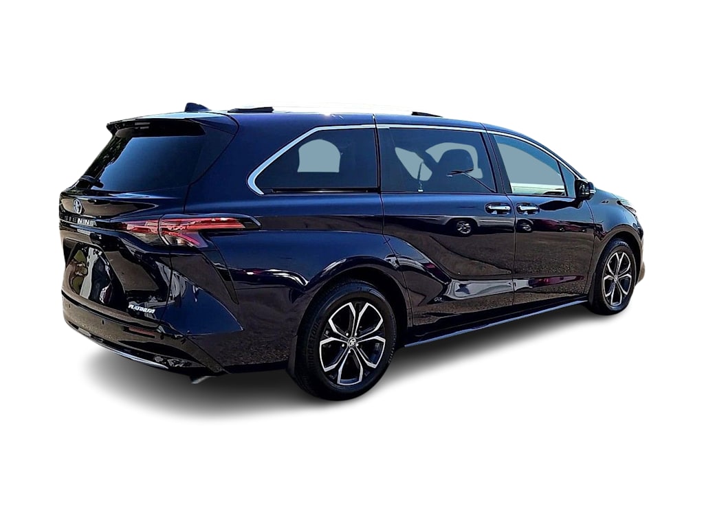 Thumbnail: 2025 Toyota Sienna - 23
