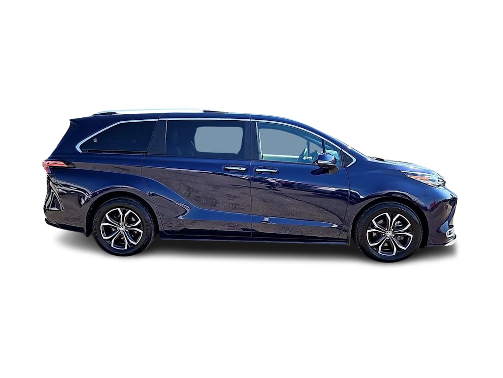 Thumbnail: 2025 Toyota Sienna - 24