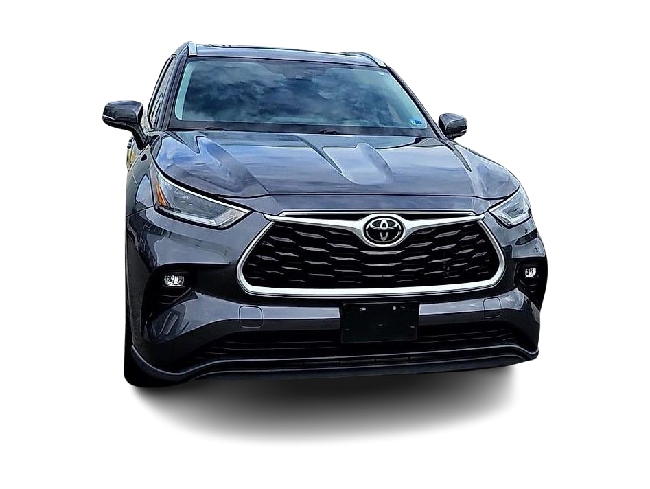 Thumbnail: 2021 Toyota Highlander - 4