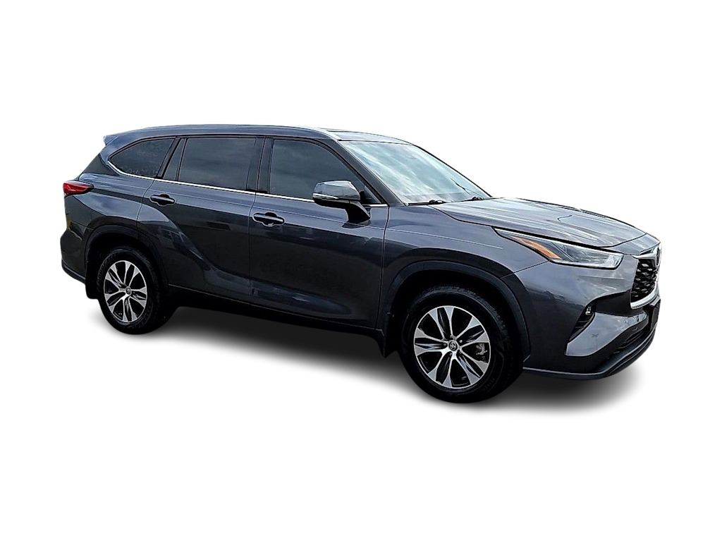Thumbnail: 2021 Toyota Highlander - 19