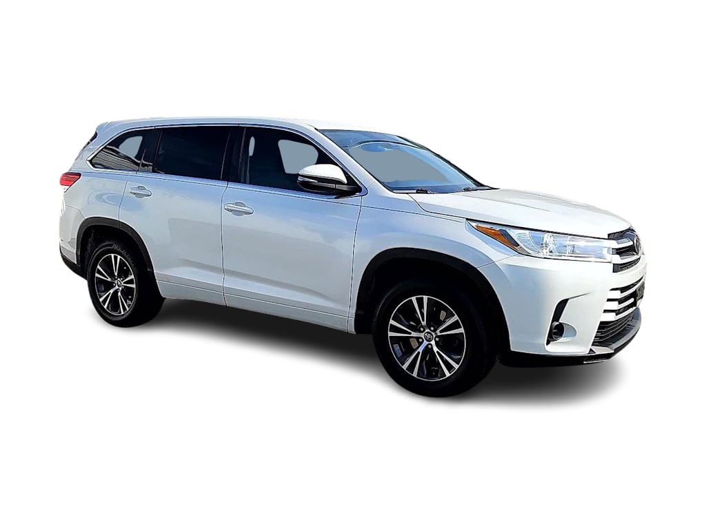 Thumbnail: 2017 Toyota Highlander - 19