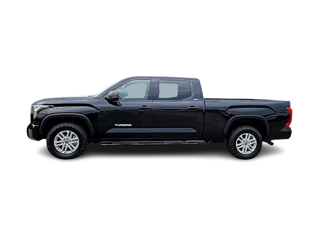 Thumbnail: 2022 Toyota Tundra - 3