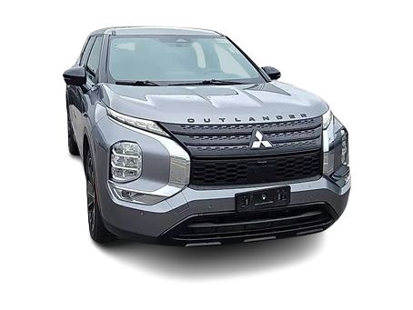 Thumbnail: 2023 Mitsubishi Outlander - 21