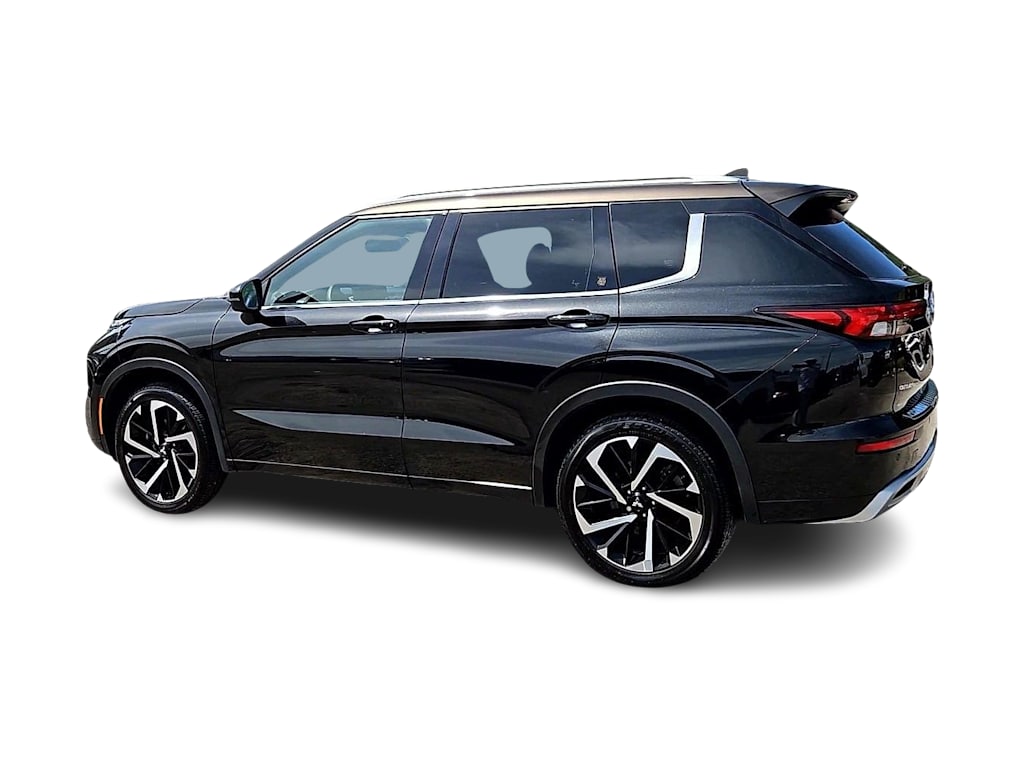 Thumbnail: 2023 Mitsubishi Outlander - 21