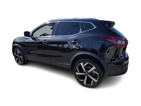 Thumbnail: 2022 Nissan Rogue Sport - 4