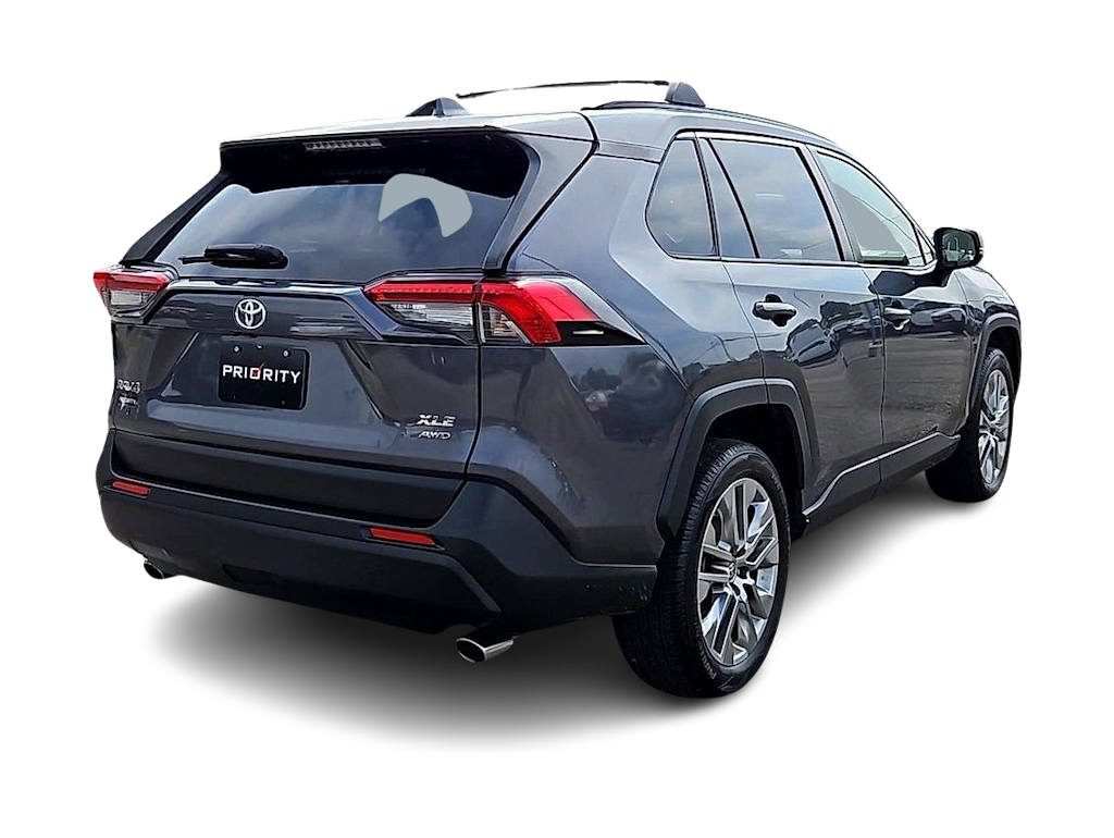 Thumbnail: 2019 Toyota RAV4 - 23