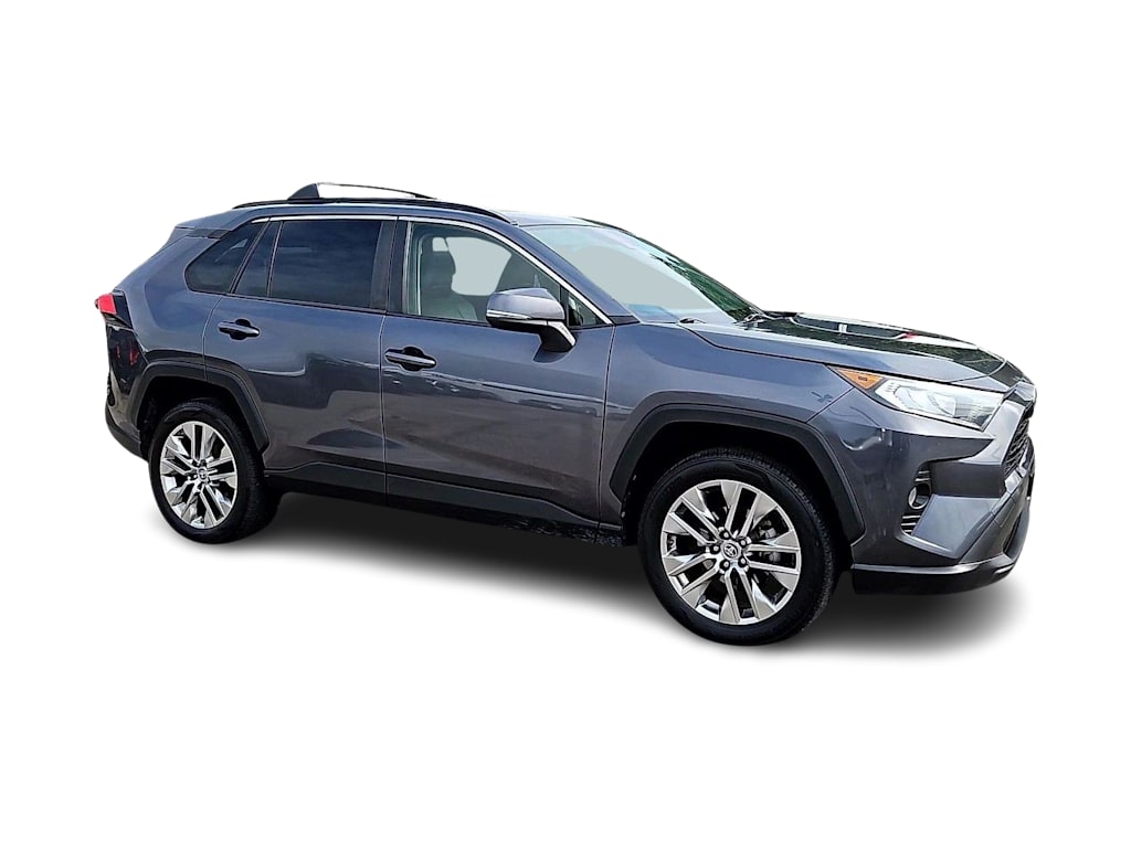 Thumbnail: 2019 Toyota RAV4 - 19
