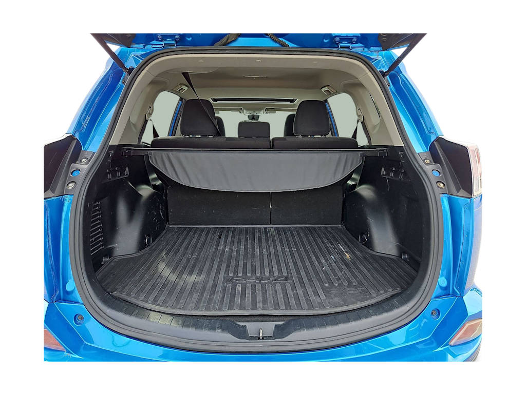 Thumbnail: 2018 Toyota RAV4 - 16