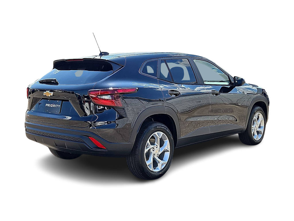 Thumbnail: 2026 Chevrolet Trax - 14