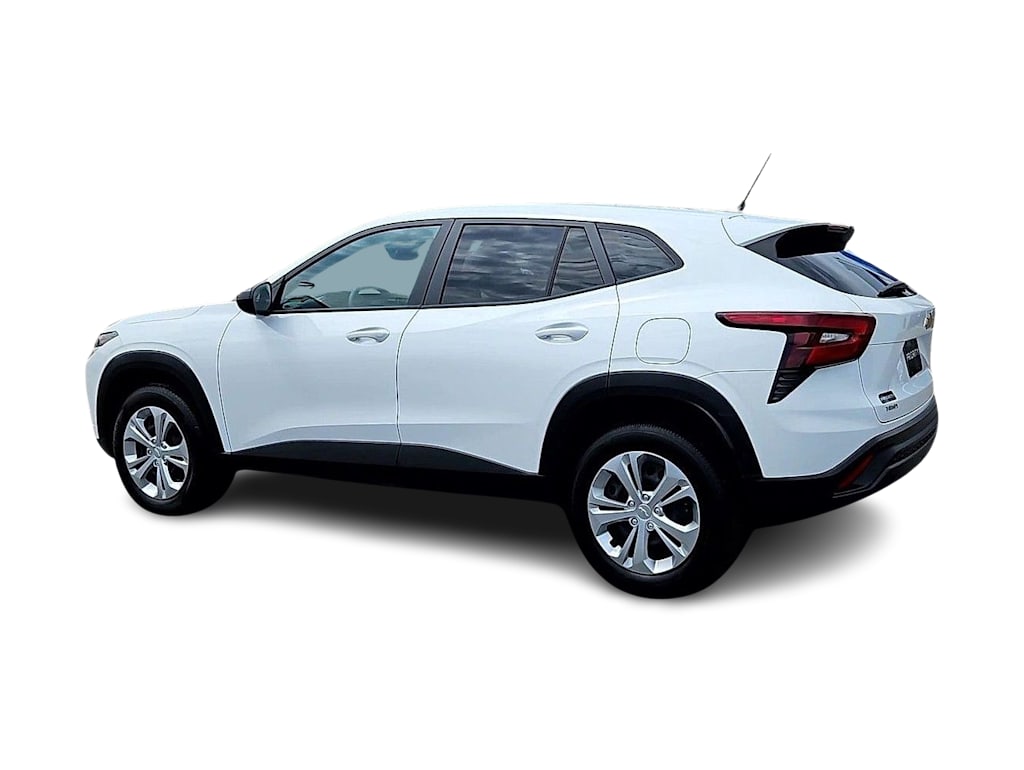 Thumbnail: 2025 Chevrolet Trax - 21