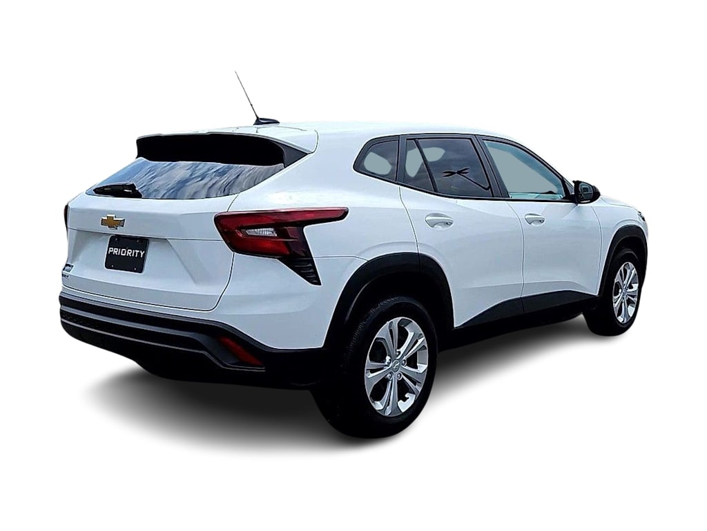 Thumbnail: 2025 Chevrolet Trax - 23