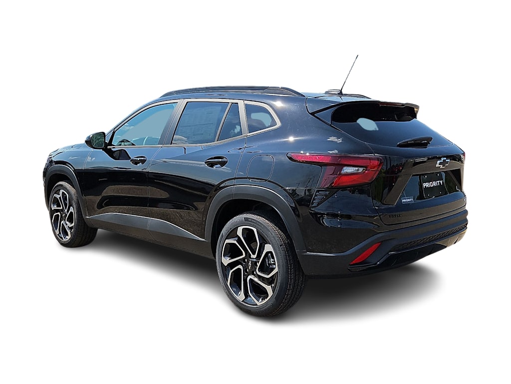 Thumbnail: 2026 Chevrolet Trax - 3