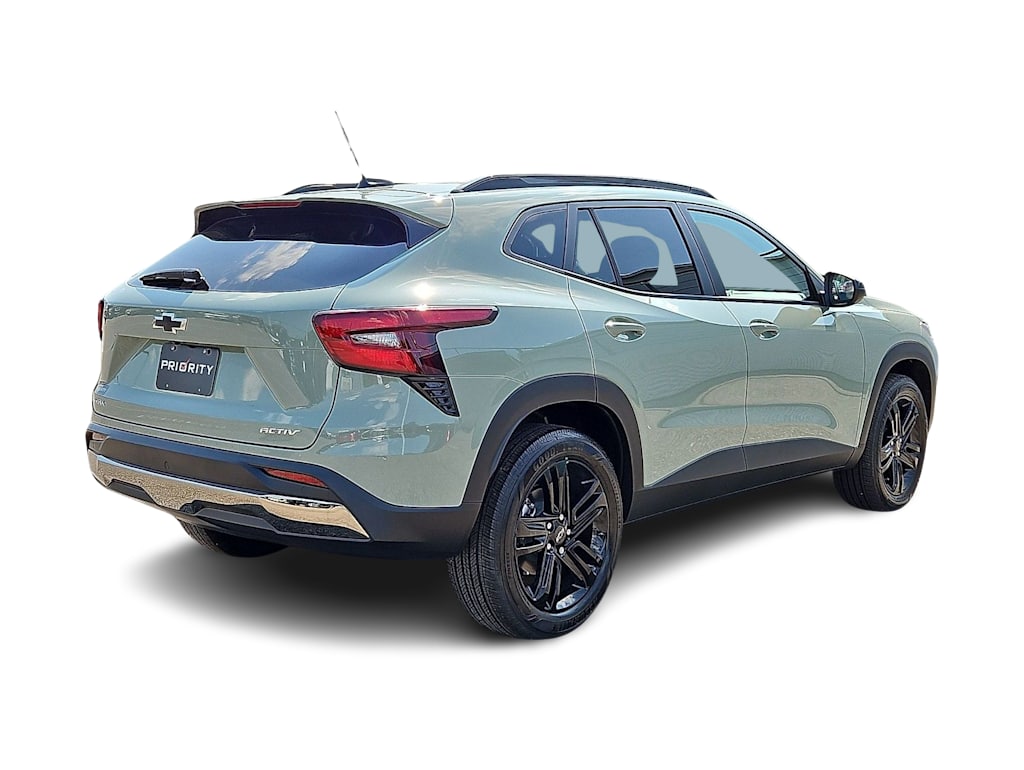 Thumbnail: 2026 Chevrolet Trax - 15