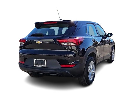 Thumbnail: 2021 Chevrolet TrailBlazer - 22