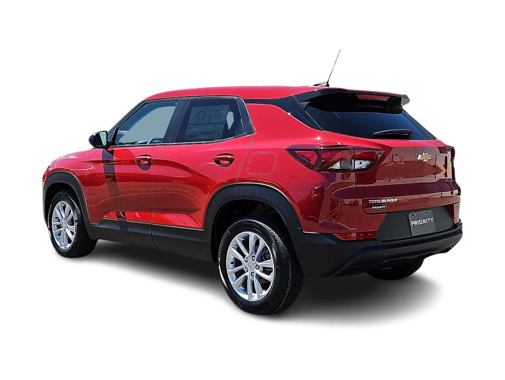 Thumbnail: 2026 Chevrolet TrailBlazer - 3