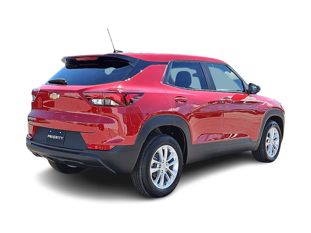 Thumbnail: 2026 Chevrolet TrailBlazer - 16