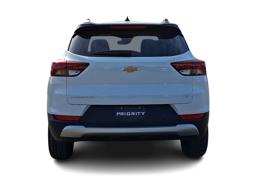Thumbnail: 2026 Chevrolet TrailBlazer - 4