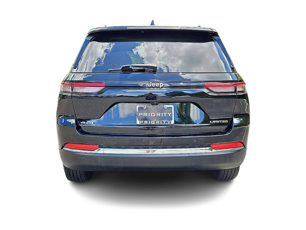 Thumbnail: 2023 Jeep Grand Cherokee - 4
