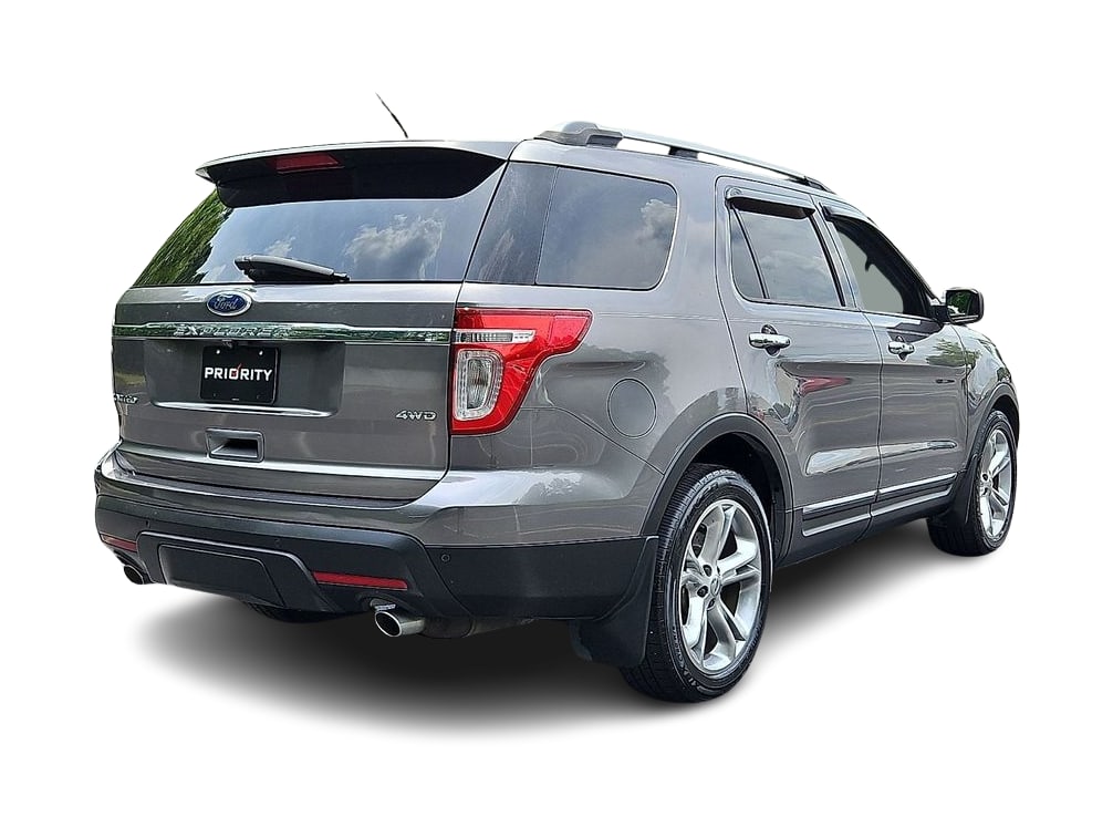 Thumbnail: 2011 Ford Explorer - 19