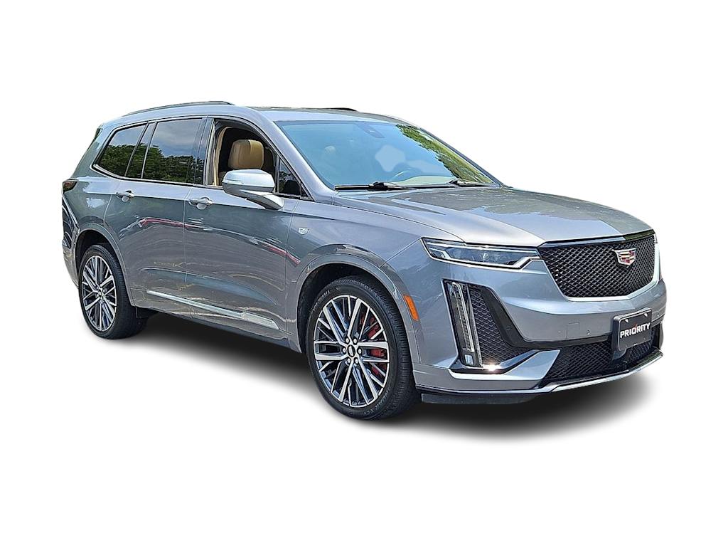 Thumbnail: 2022 Cadillac XT6 - 17