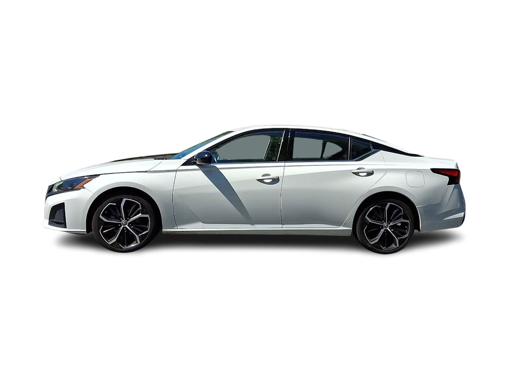 Thumbnail: 2023 Nissan Altima - 3