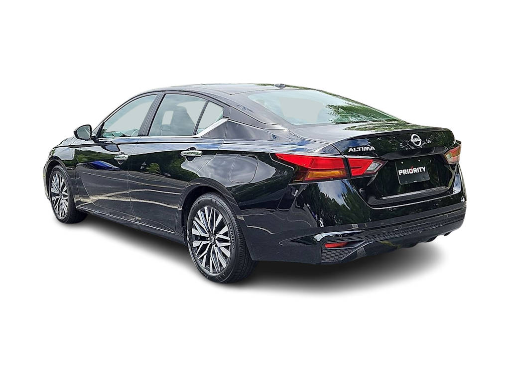 Thumbnail: 2025 Nissan Altima - 4