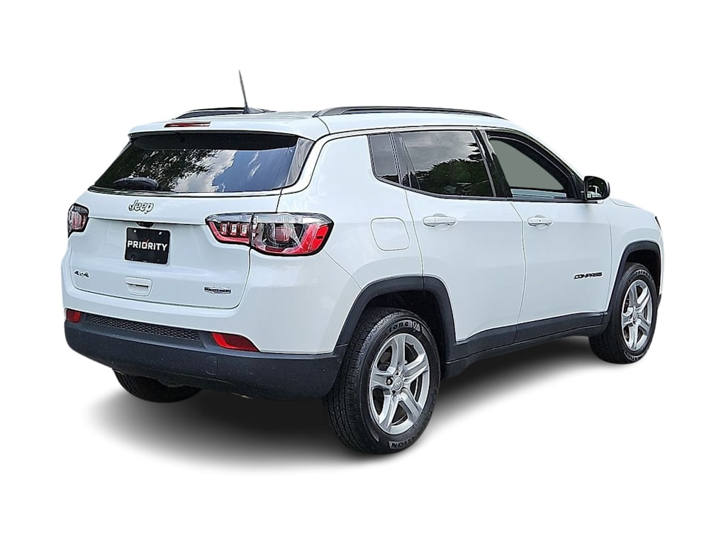 Thumbnail: 2023 Jeep Compass - 14