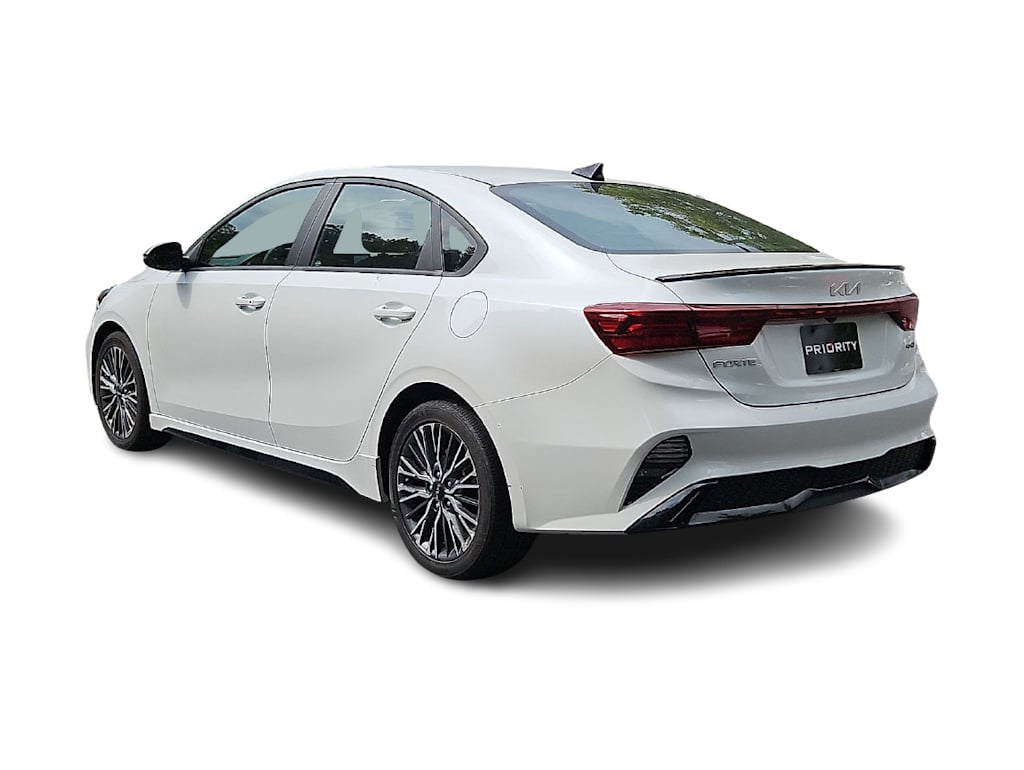 Thumbnail: 2023 Kia Forte - 4