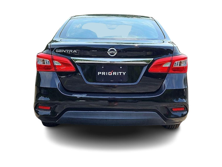 Thumbnail: 2016 Nissan Sentra - 5
