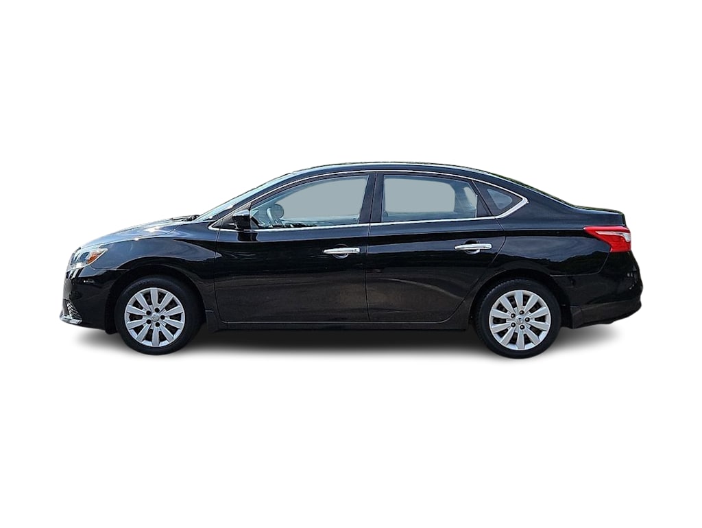 Thumbnail: 2016 Nissan Sentra - 3