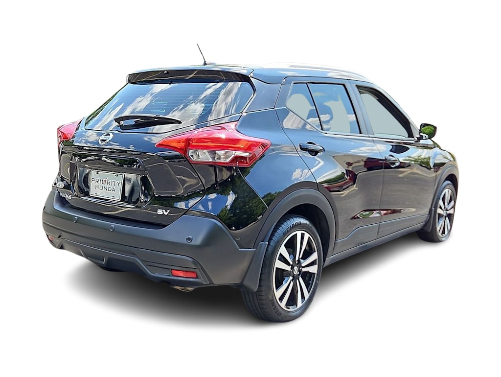 Thumbnail: 2020 Nissan Kicks - 19