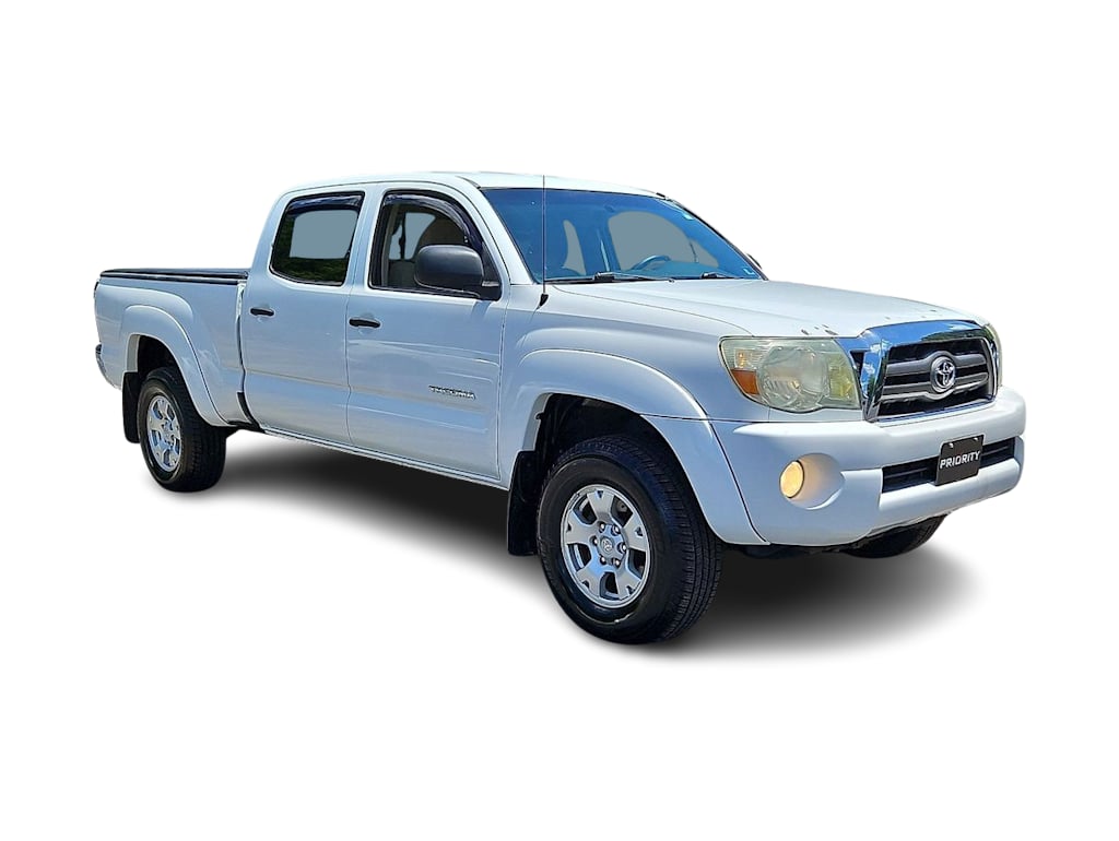 Thumbnail: 2009 Toyota Tacoma - 17