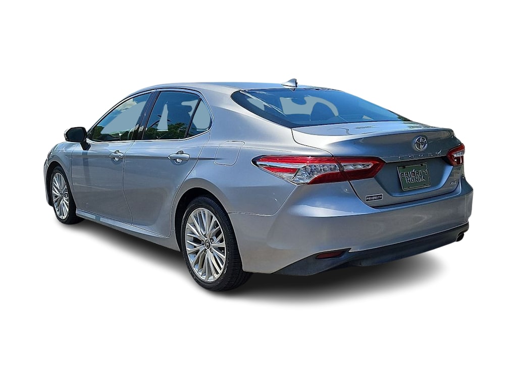 Thumbnail: 2019 Toyota Camry - 4