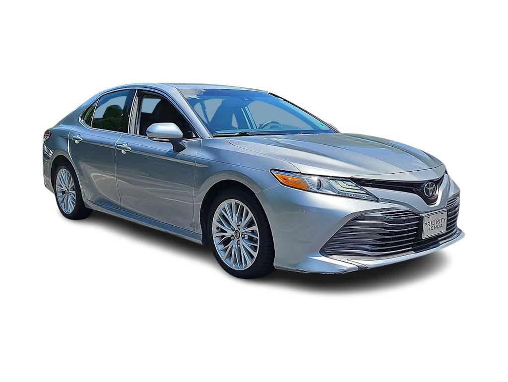 Thumbnail: 2019 Toyota Camry - 19