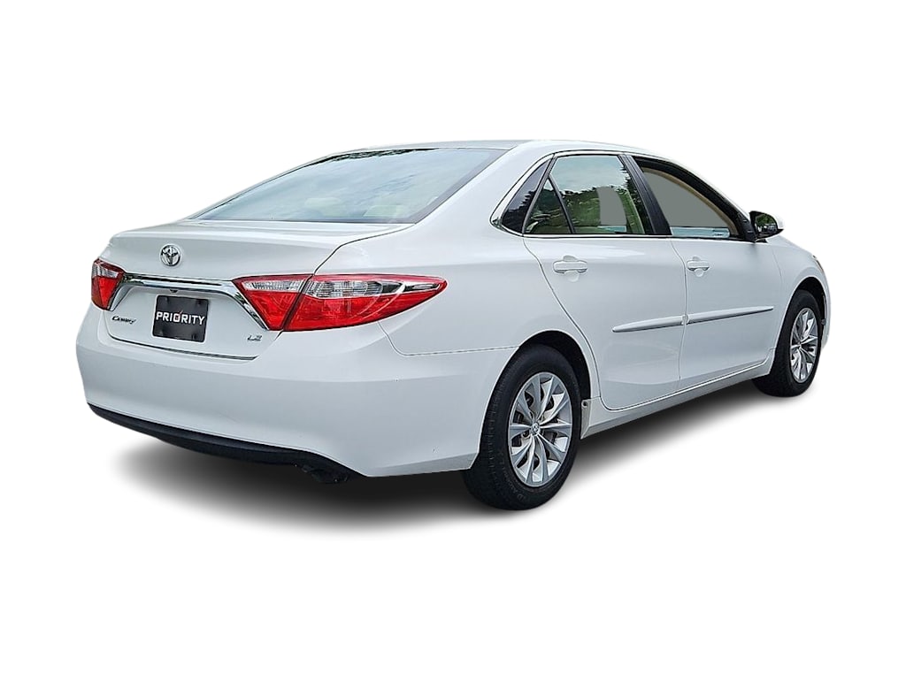Thumbnail: 2017 Toyota Camry - 20
