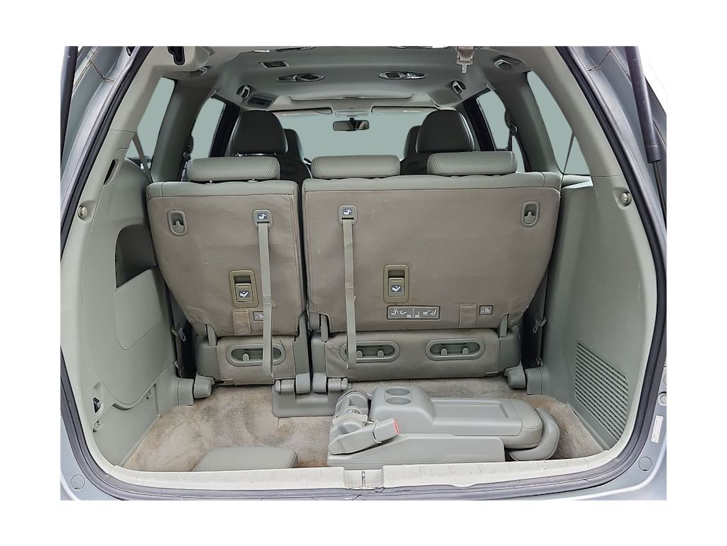 Thumbnail: 2010 Honda Odyssey - 15