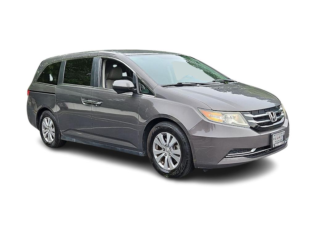 Thumbnail: 2015 Honda Odyssey - 17