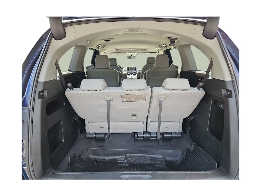 Thumbnail: 2018 Honda Odyssey - 16