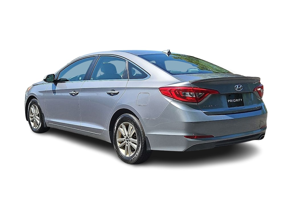 Thumbnail: 2015 Hyundai Sonata - 4