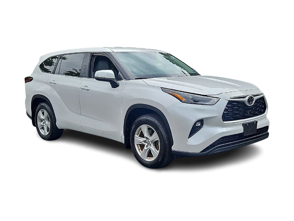 Thumbnail: 2024 Toyota Highlander - 18