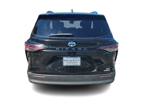 2023 Toyota Sienna XLE 5